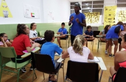 Un total de 874 estudiantes aprenden Inglés este verano en el Programa de Inmersiones Lingüísticas de la Junta de Extremadura