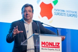 Fernández Vara ha destacado la apuesta por la logística que se ha hecho en la región en los últimos años.