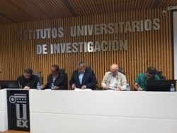 El Consejo de Gobierno de la Universidad de Extremadura ha aprobado el “II Convenio colectivo del PDI (Personal Docente e Investigador) laboral”.