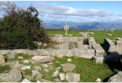 Han comenzado las obras de acceso al templo romano “Piedras Labradas” en Jarilla