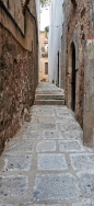 El callejón de Don Álvaro es desde hoy más accesible tras la mejora de la pavimentación