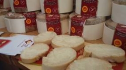 La DOP Torta del Casar hace un llamamiento al consumidor para apoyar a pequeños ganaderos y queseros