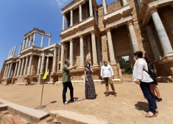 La consejera de Cultura visita el Conjunto Monumental de Mérida en su reapertura al público