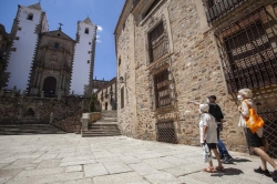 La Ciudad Monumental de Cáceres inicia su reapertura
