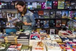 Cáceres plantea celebrar la Feria del Libro y la del Automóvil a partir del otoño