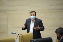 Fernández Vara afirma que Extremadura es la Comunidad que tiene mayor número de efectivos globales sanitarios para un millón de habitantes
