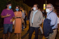 El presidente de la Junta asiste en Mérida al estreno de la obra extremeña ‘Cayo César’