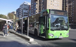 Cáceres refuerza con cuatro autobuses las líneas al campus y reduce el aforo al 60%