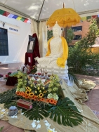 La réplica de la estatua se expone en un centro budista de Valencia