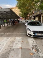 El Ayuntamiento de Cáceres llega a un acuerdo con Radio-Taxi para dividir la parada de Plaza de América