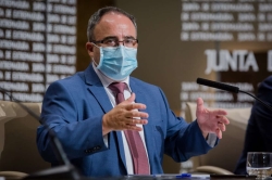 El director general de Turismo presenta el Programa de Microcréditos para ayudar a empresas turísticas de la región para a mitigar los efectos de la C