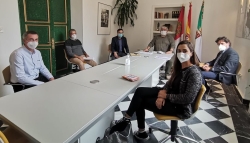 El concejal de Urbanismo se reúne con Apamex para seguir avanzando en mejorar la accesibilidad en la ciudad