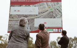 Leire Iglesias destaca que la nueva variante de Orellana facilitará el acceso a la playa y servirá para estimular el potencial turístico del municipio