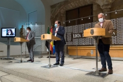Escuchar Fernández Vara apela al proyecto colectivo “sumando entre todos” para vencer la pandemia de la COVID-19