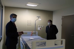El Hospital Universitario de Badajoz abre la unidad de referencia para enfermos infecciosos