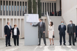 Fernández Vara participa en la inauguración del Museo de Arte Contemporáneo Helga de Alvear presidida por los Reyes en Cáceres