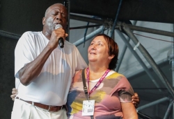 Womad busca «alternativas» pero su 30 aniversario sigue en el aire