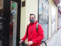 A la pelu en bicicleta