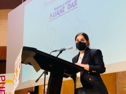 Gil Rosiña aboga por la alianza entre mujeres para garantizar el relevo generacional en el tejido asociativo feminista de la región para avanzar en el