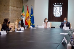 Fernández Vara traslada a la ministra Reyes Maroto el nuevo modelo turístico postcovid a través de la Estrategia de Turismo Sostenible 2030 y el Plan