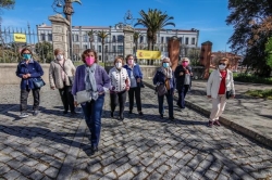 Los mayores cacereños, mejor en su propia casa