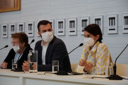 La consejera de Cultura valora la contribución del arte contemporáneo como motor de desarrollo de la región