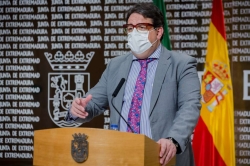 Más de 350.000 extremeños han recibido al menos una dosis de las vacunas contra la Covid-19
