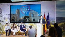 El alcalde de Cáceres presenta en Fitur el Museo de Arte Contemporáneo Helga de Alvear y la Plataforma ‘Vive Cáceres’