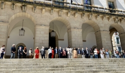 Minuto de silencio en repulsa por los asesinatos de mujeres víctimas de la violencia machista en este mes de mayo