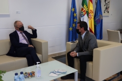 El presidente de la Diputación de Badajoz se reúne con el presidente de la Diputación de Huesca