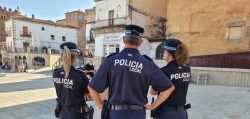 385 personas optan a ocho plazas de la Policía Local