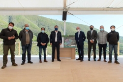 Fernández Vara valora el proyecto de reforestación que se está desarrollando en Las Hurdes