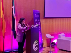 Gil Rosiña afirma que ‘el feminismo no es una moda sino una cuestión de justicia social para acabar con la desigualdad histórica de las mujeres’