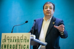 Fernández Vara afirma que una correcta planificación eléctrica en el país permitirá el adecuado desarrollo energético de Extremadura
