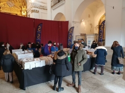 Más de 4000 personas visitan la Feria Solidaria del Dulce Conventual y Navideño