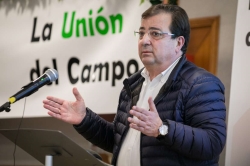 Fernández Vara muestra el compromiso del Ejecutivo con el sector agrario extremeño y destaca su importancia en la economía regional