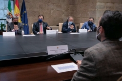 El presidente de la Junta de Extremadura y el ministro Escrivá se reúnen con representantes de la Empresa Familiar