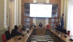 La Mesa de Contratación adjudica la instalación de luminarias en los caminos y la plaza de Ibarrola del Paseo Alto