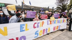 Recogida de firmas en Cáceres contra la línea que se ha quitado en el colegio Extremadura