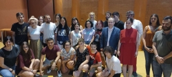 Gil Rosiña destaca la oportunidad formativa y de intercambio cultural del campo de voluntariado juvenil del Festival Internacional de Teatro Clásico d