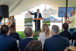Fernández Vara destaca la oportunidad socioeconómica que supone la relocalización de la cadena de valor de las inversiones en el sector energético