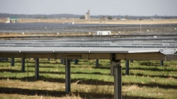 El TSJEx prohíbe nuevas autorizaciones de plantas fotovoltaicas en los Llanos de Cáceres