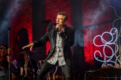 Manolo García regala una noche memorable en el cierre de STONE&MUSIC Festival