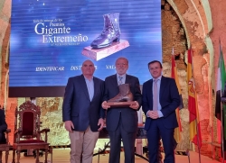 Rodríguez Ibarra, Helga de Alvear, el SES o la Guardia Civil, entre los galardonados en los premios ‘Gigante Extremeño’ de Puebla de Alcocer