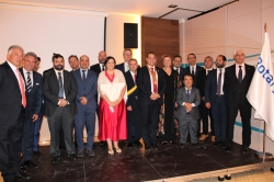 Rotary Club Cáceres San Jorge, nuevo club de la ciudad de Cáceres, recibe su carta constitutiva
