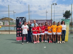 ESTE FIN DE SEMANA LA COMPETICIÓN EN EL TENIS EXTREMEÑO HA TENIDO TRES FOCOS, EL CAMPEONATO DE EXTREMADURA DE VETERANOS +45 AÑOS, EL REGIONAL ALEVÍN P