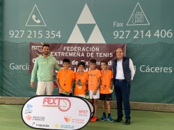 FRANCISCO MARTÍN Y LEIRE HERMIDA SE ADJUDICAN EL CAMPEONATO DE EXTREMADURA BENJAMÍN