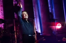 Raphael regala una noche de "escándalo" para cerrar la VIII edición del STONE&MUSIC Festival