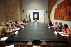 La Junta de Extremadura formará en competencias digitales a más de 5.300 menores vulnerables