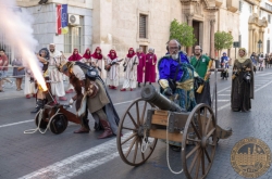 Moros y cristianos nunca se entendieron mejor que en su fiesta en Murcia